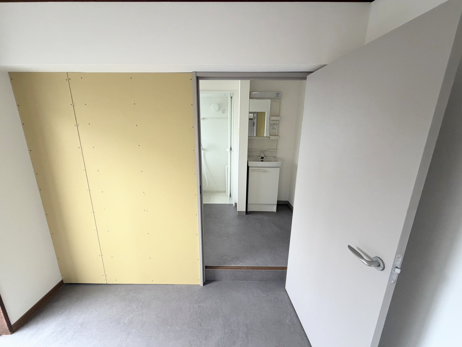 空間構成を再設計 | 間仕切り工事